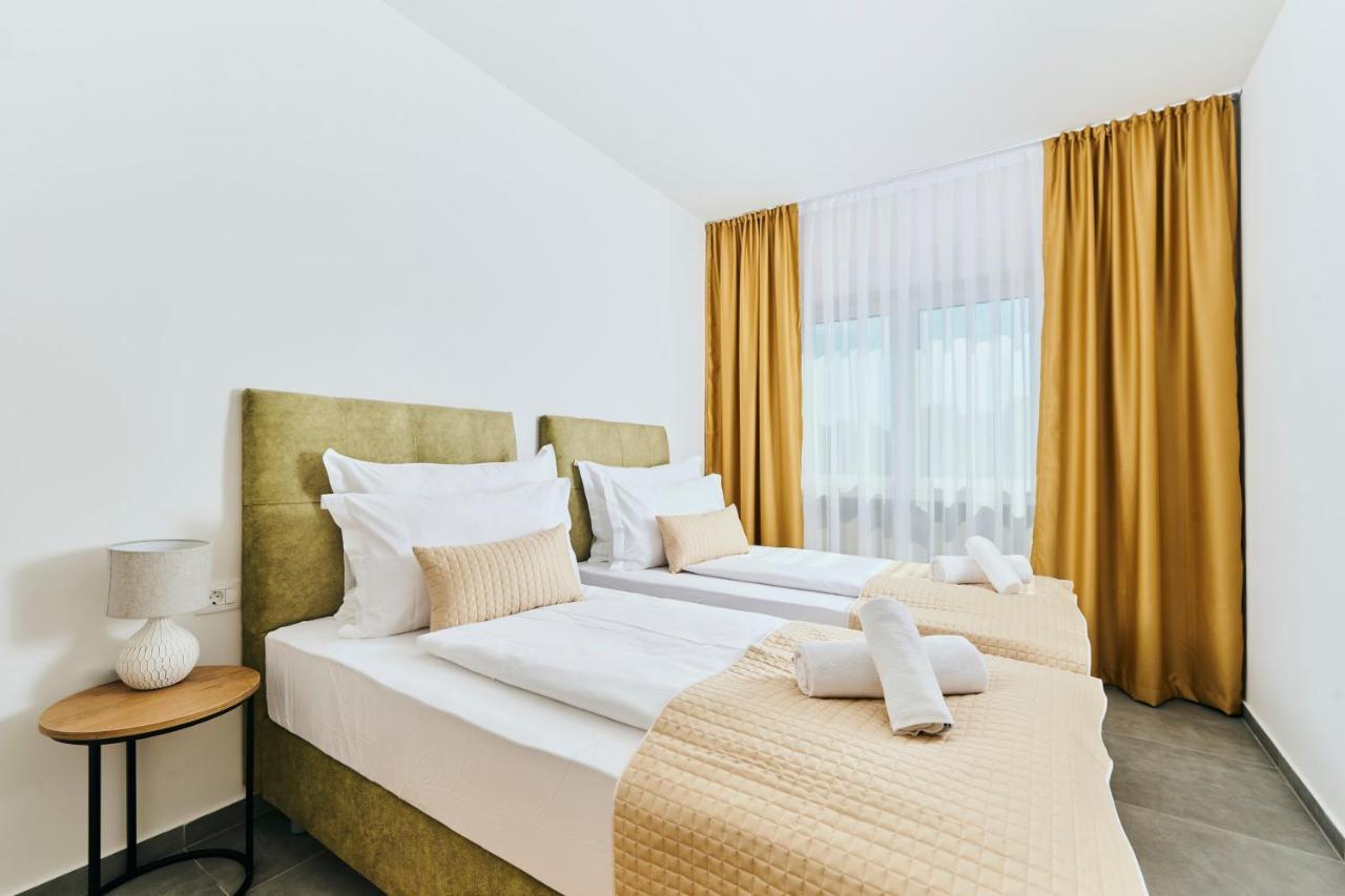 Apartments San Maris 2 Umag Extérieur photo