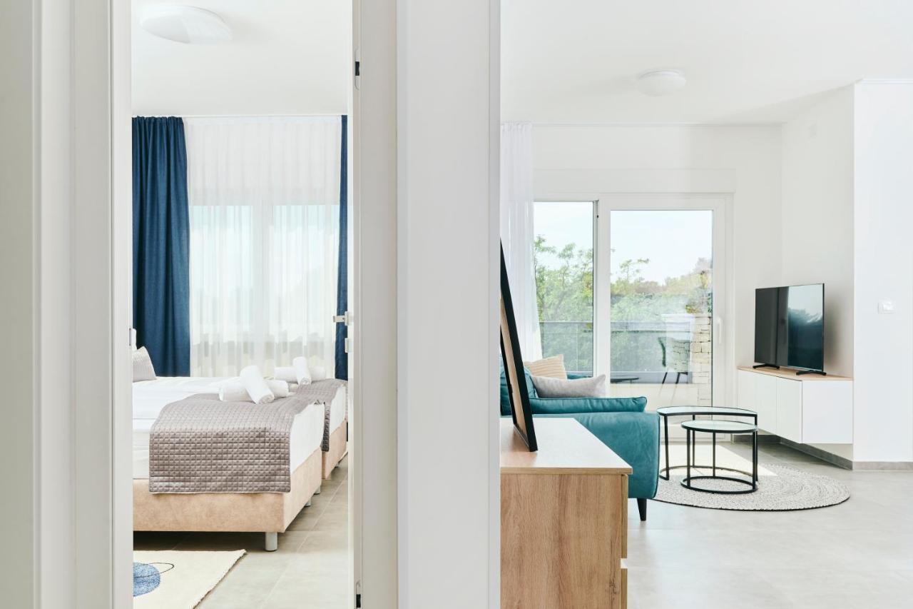 Apartments San Maris 2 Umag Extérieur photo