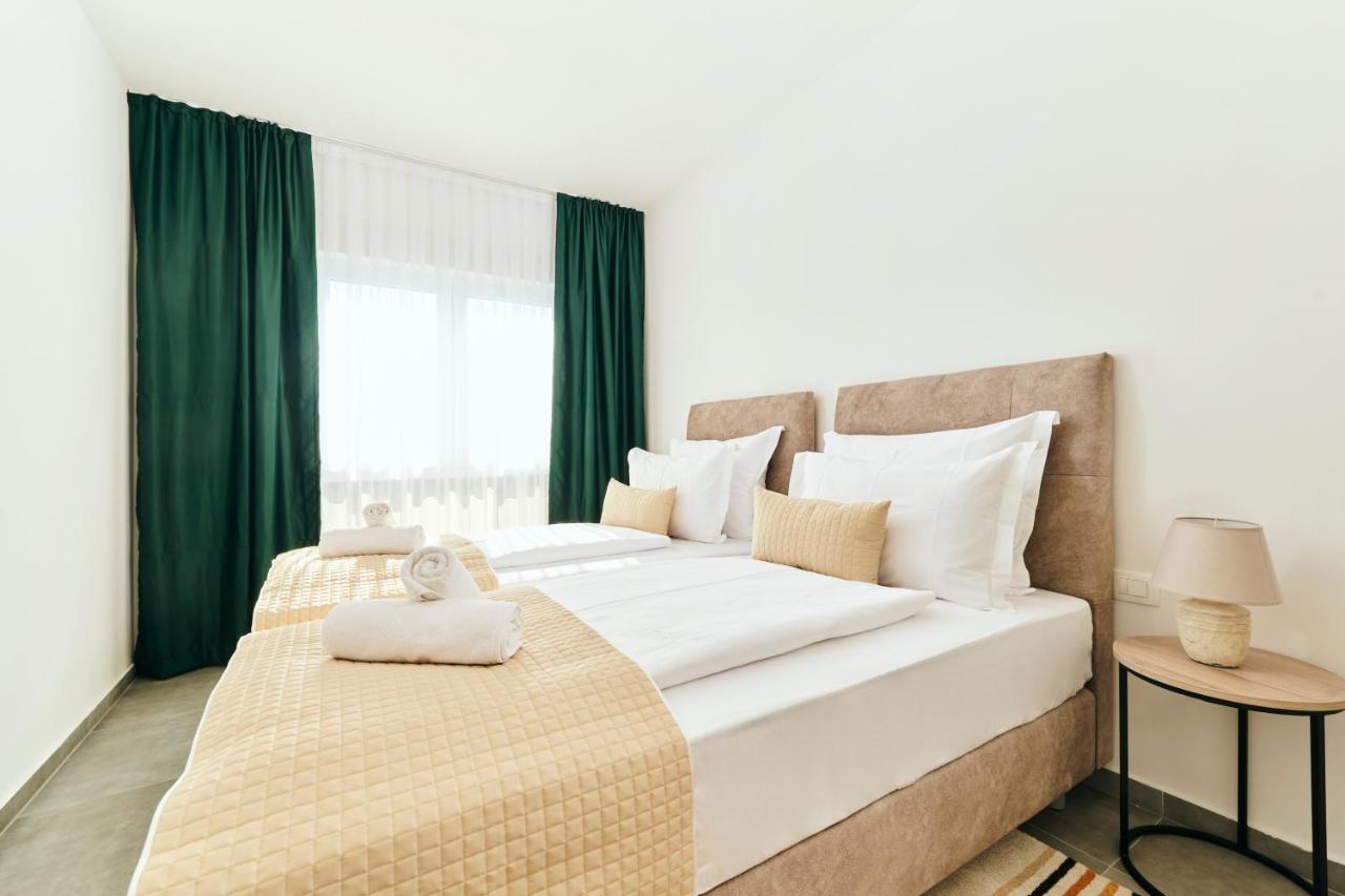 Apartments San Maris 2 Umag Extérieur photo