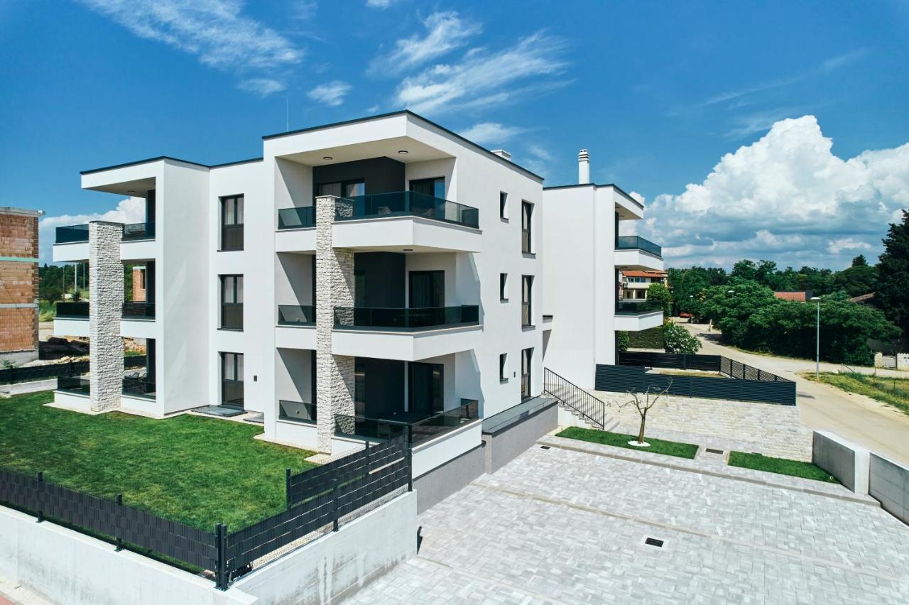 Apartments San Maris 2 Umag Extérieur photo